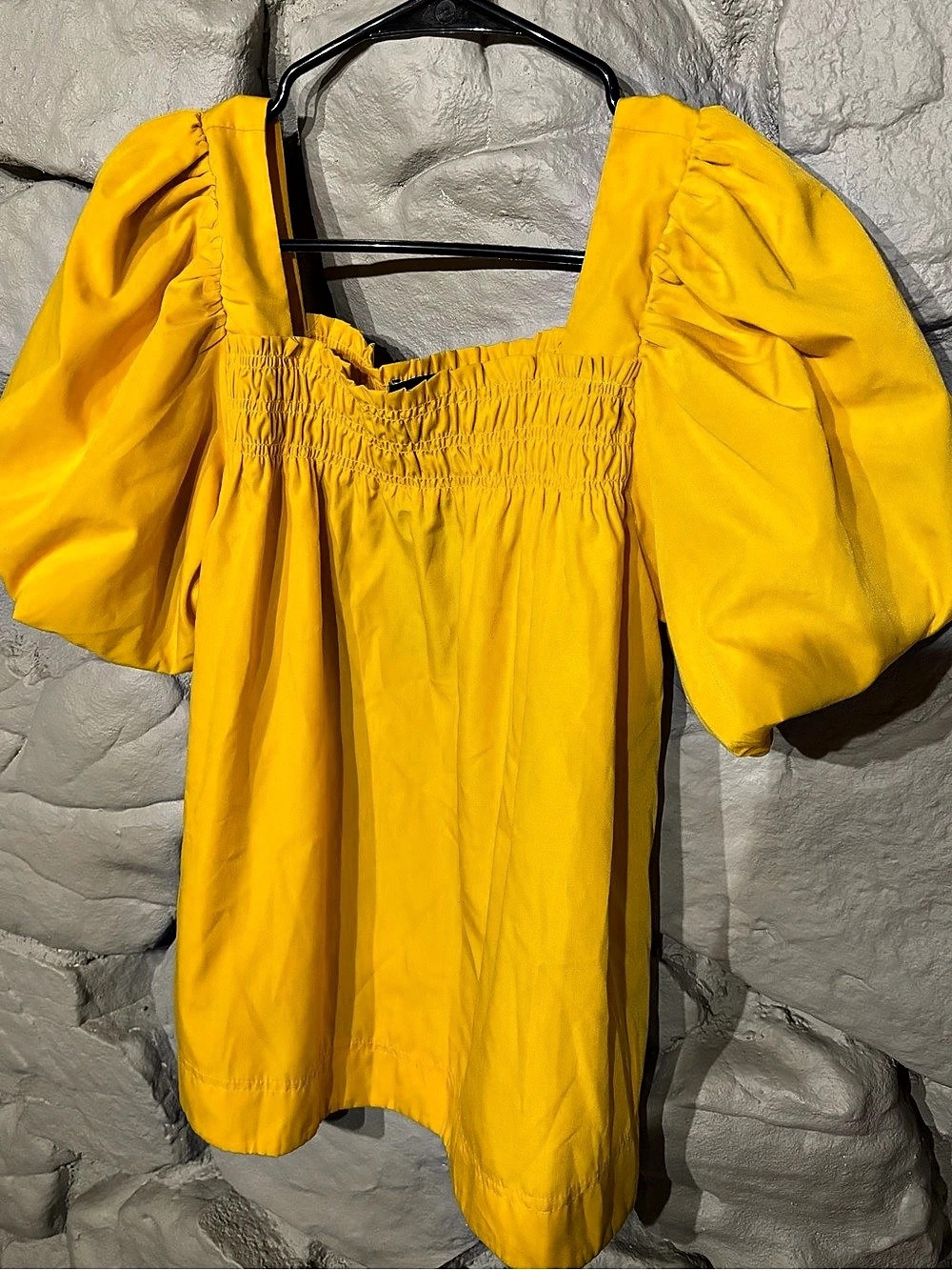 GIGIO Puff Sleeve Blouse in Yellow Small NWT